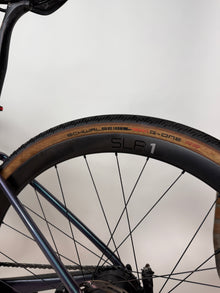 DEFY E