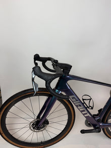 DEFY E